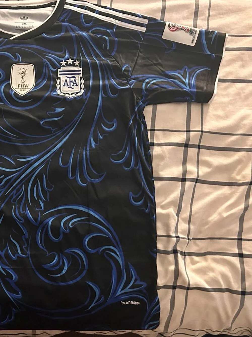 Barely Worn Argentina FAN Away FIFA World Cup 2026 Soccer Jersey Size 2XL